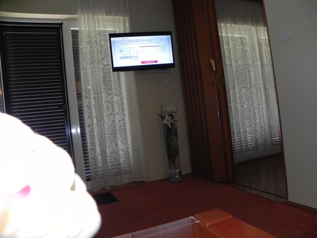 Apartments Katalenic Selce Ngoại thất bức ảnh