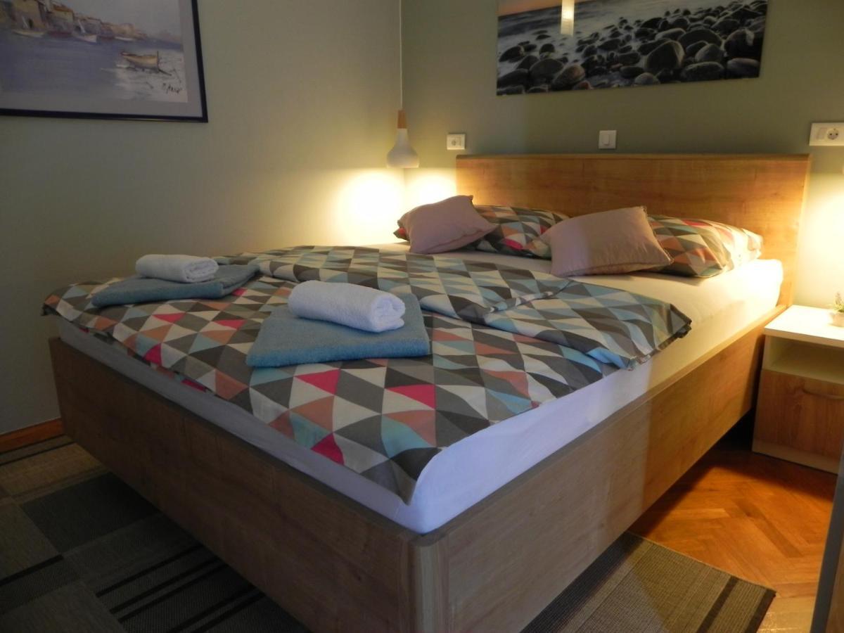 Apartments Katalenic Selce Ngoại thất bức ảnh